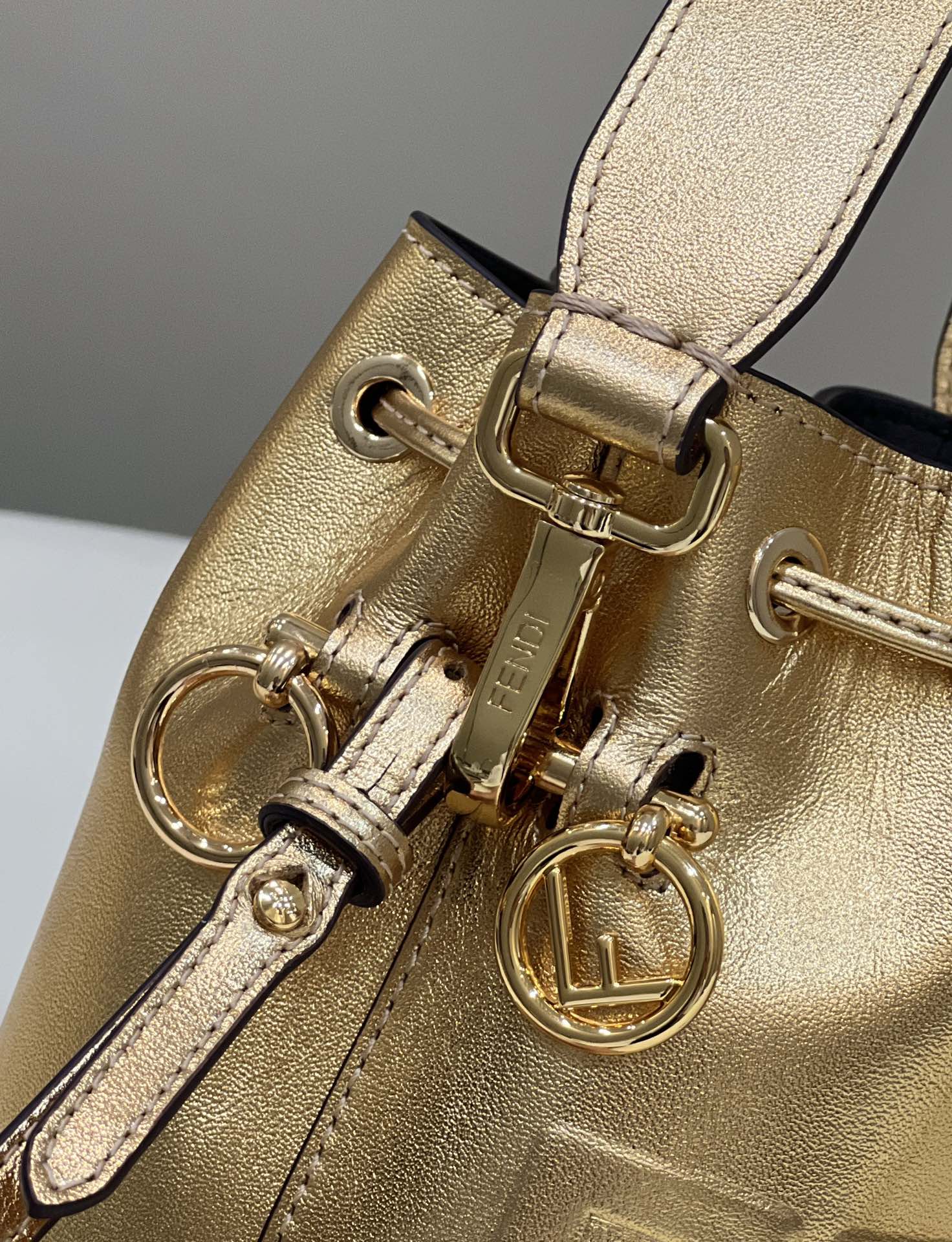 MON TRESOR 18 IN GOLD METALLIC CALFSKIN mysite
