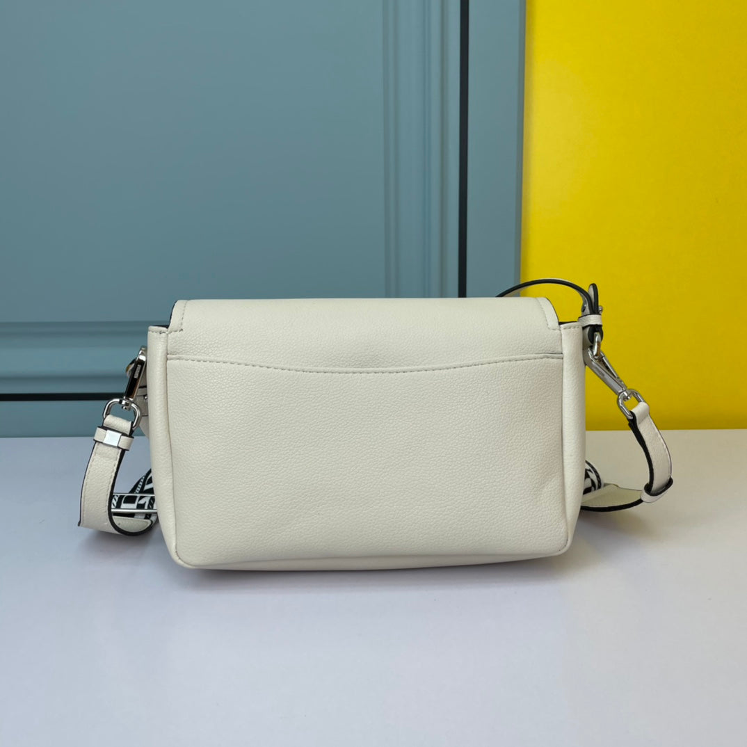 PRA 24 BAG WITH STRAP IN WHITE CALFSKIN mysite
