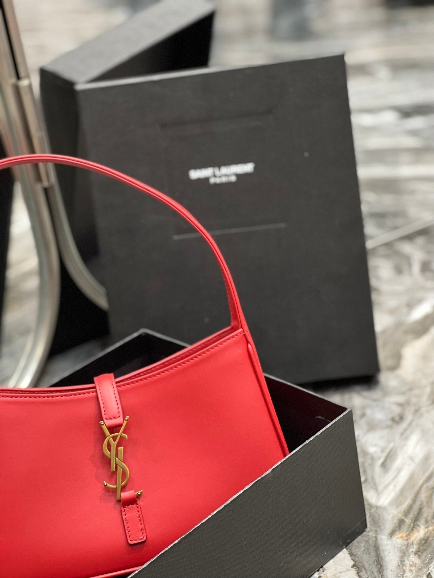 LE 5 A 7 23 RED LAMBSKIN GOLD HARDWARE mysite