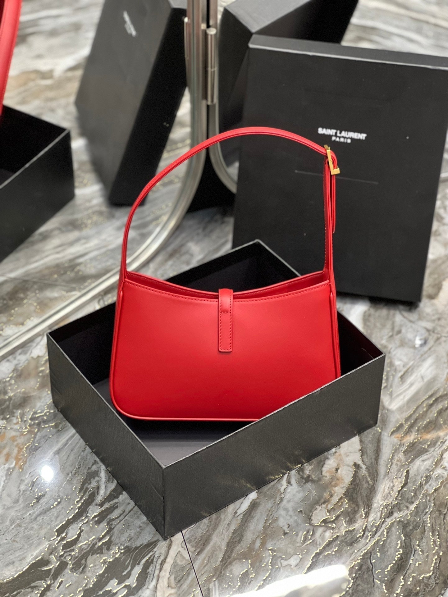 LE 5 A 7 23 RED LAMBSKIN GOLD HARDWARE mysite