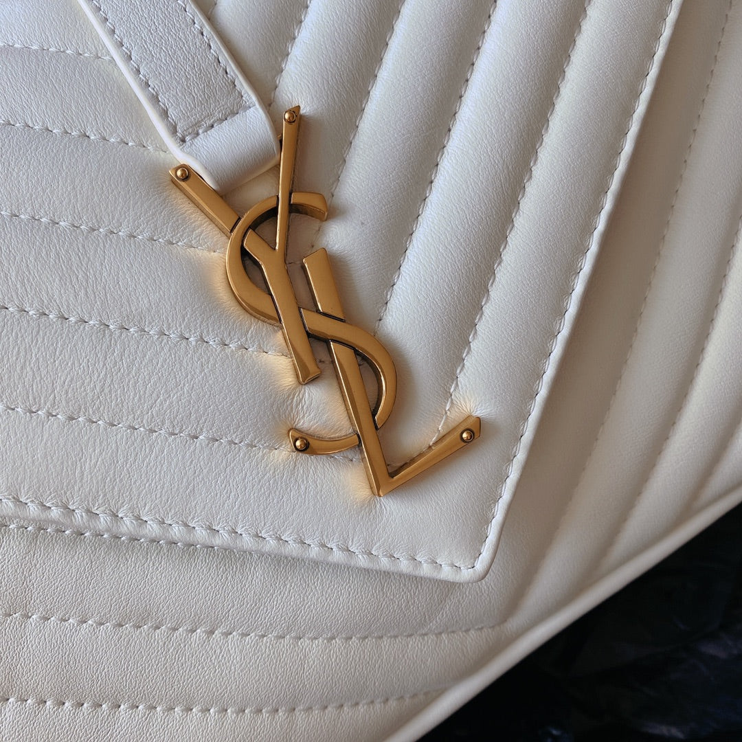 COLLEGE MEDIUM 24 IN WHITE LAMBSKIN GOLD HARDWARE mysite