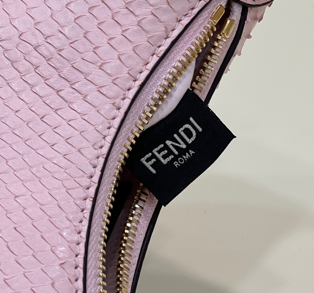FENDIGRAPHY MINI 16 BAG IN LIGHT PINK CALFSKIN GOLD HARDWARE mysite