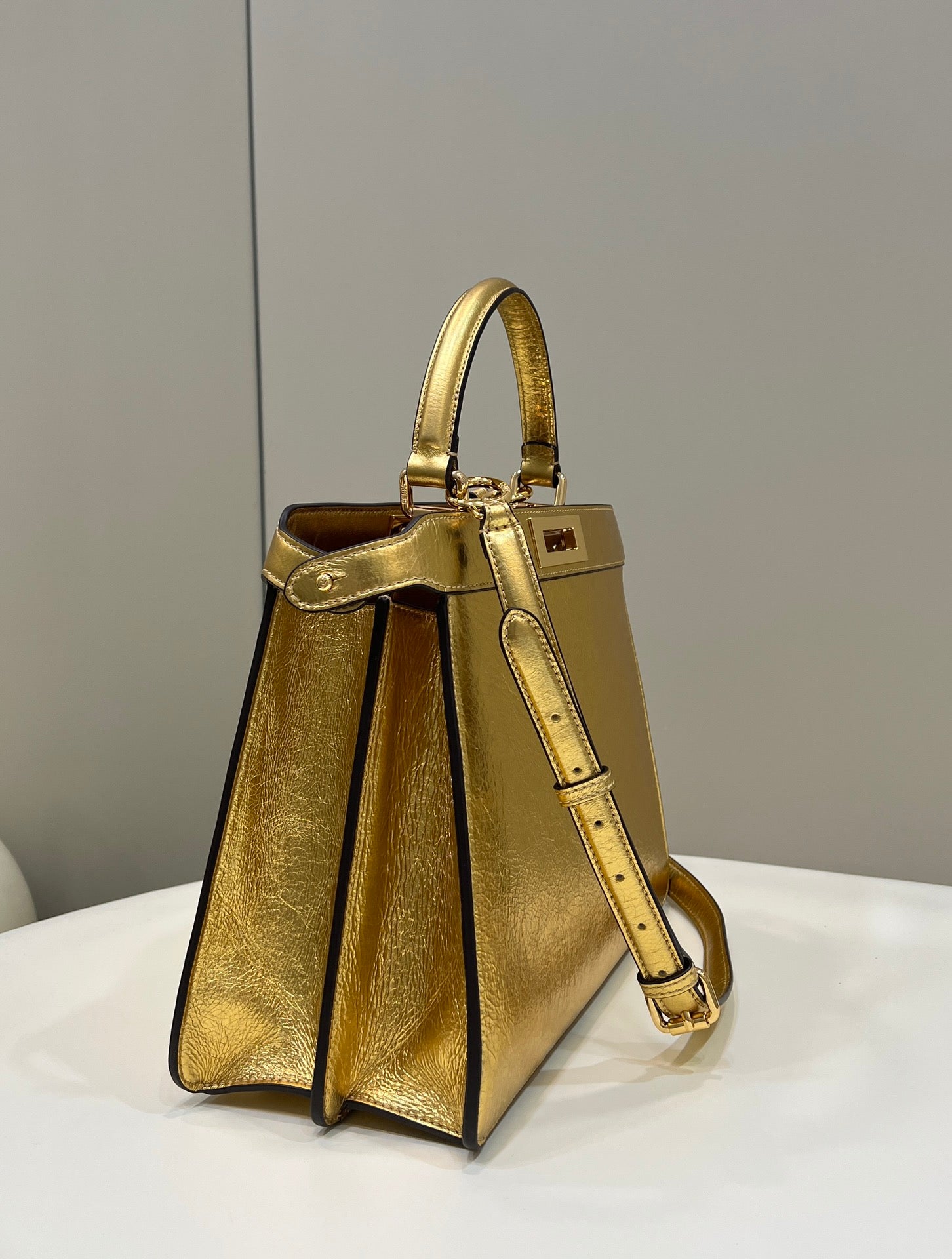 PEEKABOO ISEEU 33 IN GOLD METALLIC CALFSKIN GOLD HARDWARE mysite