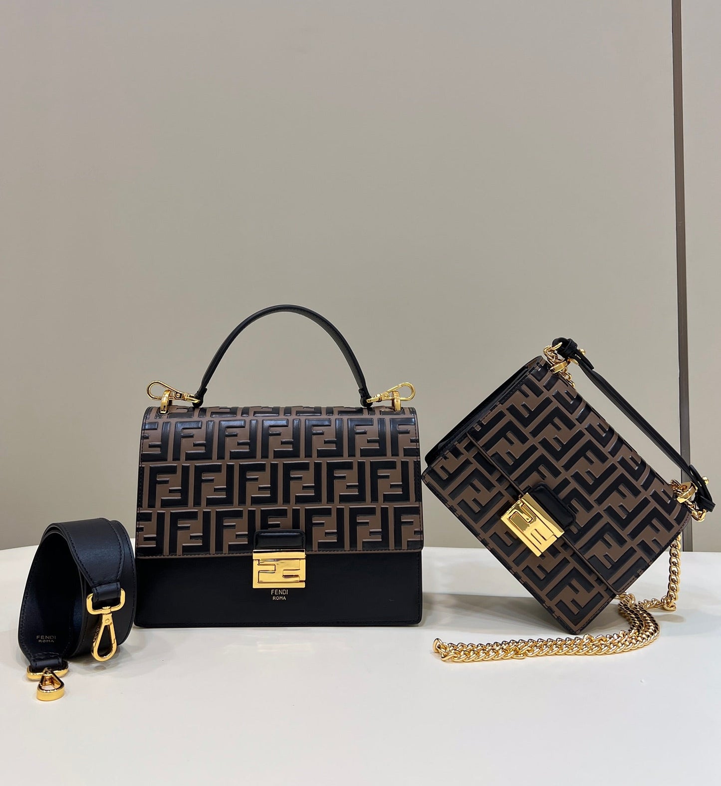 FENDI KANI 26 BAG IN BLACK MIX CHOCOLATE BROWN FFF CALFSKIN WITH GOLD HARDWARE mysite