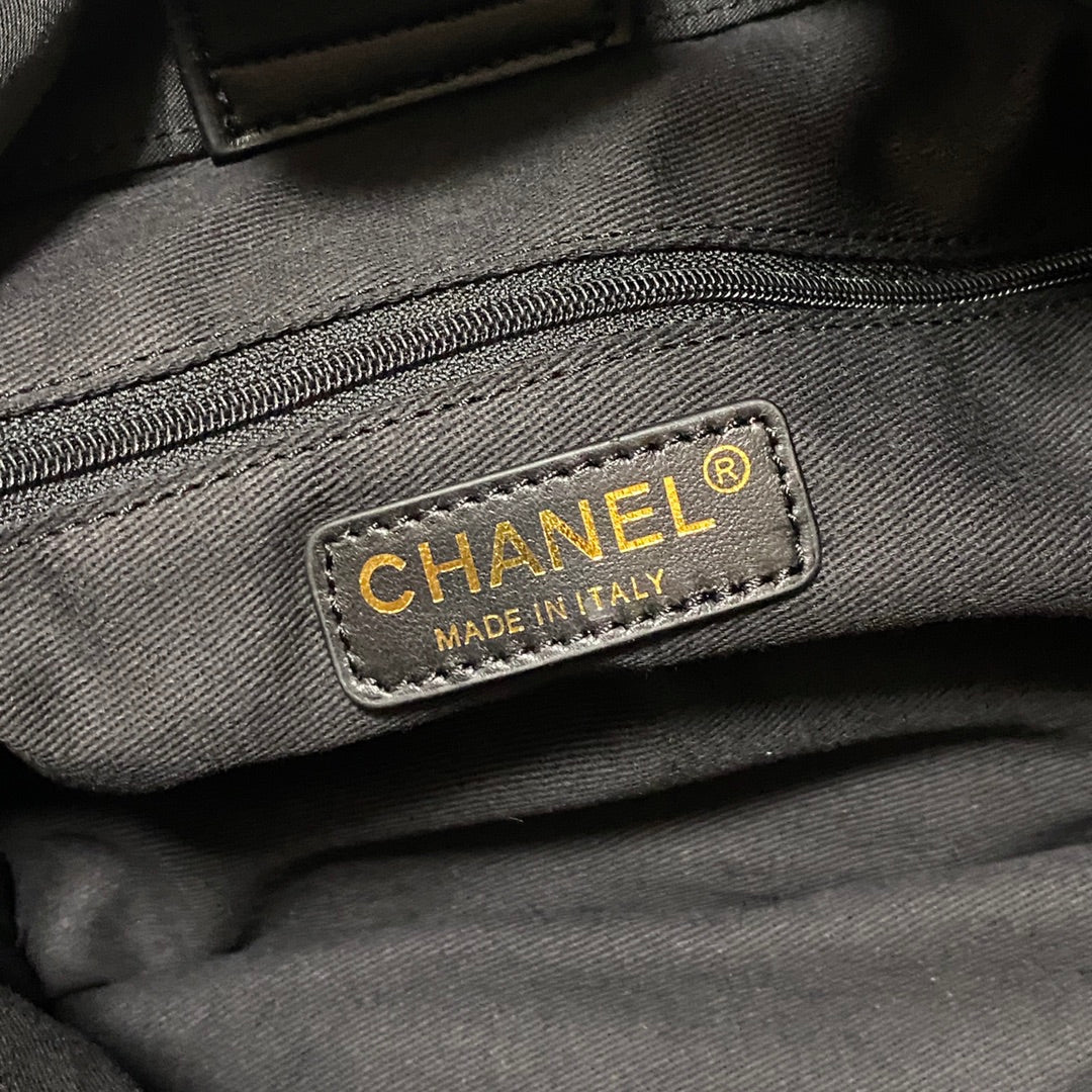 TOTE BAG 44 IN BLACK NYLON GOLD HARDWARE mysite