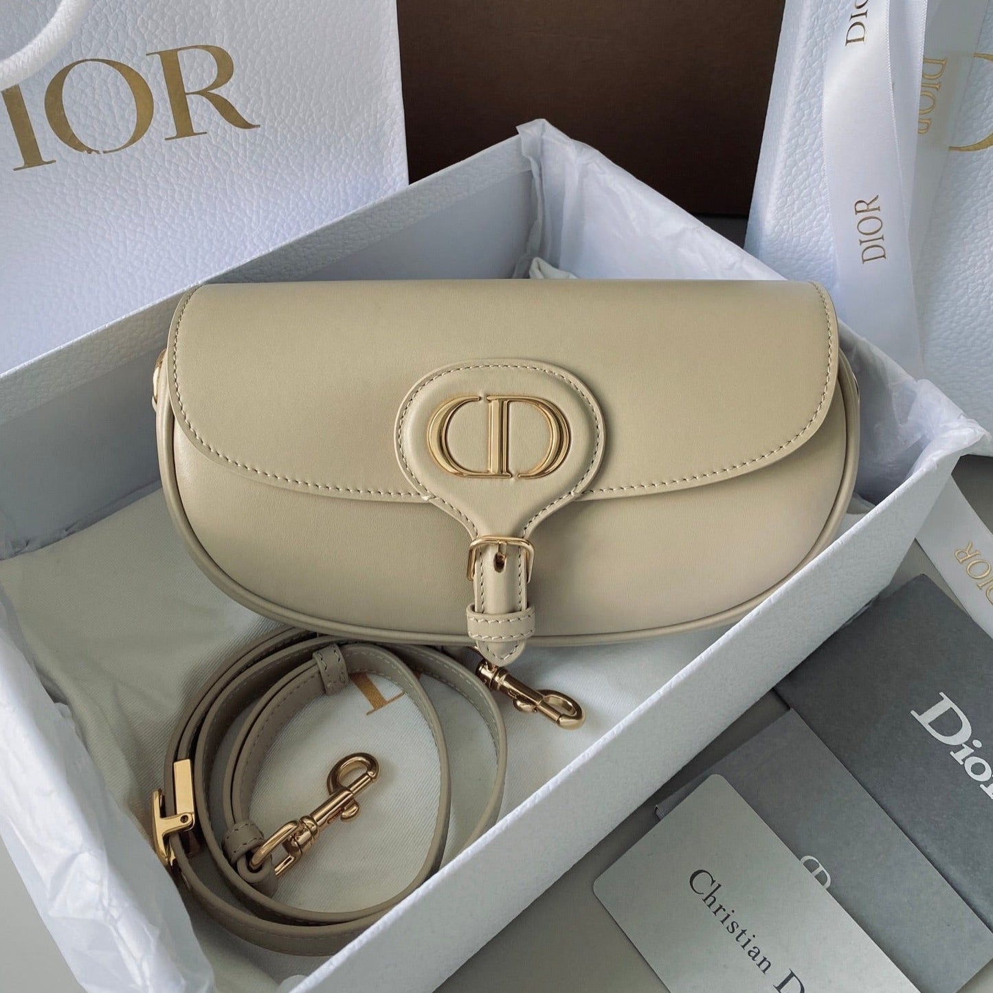 medium cd east west 22cm beige calfskin ghw mysite