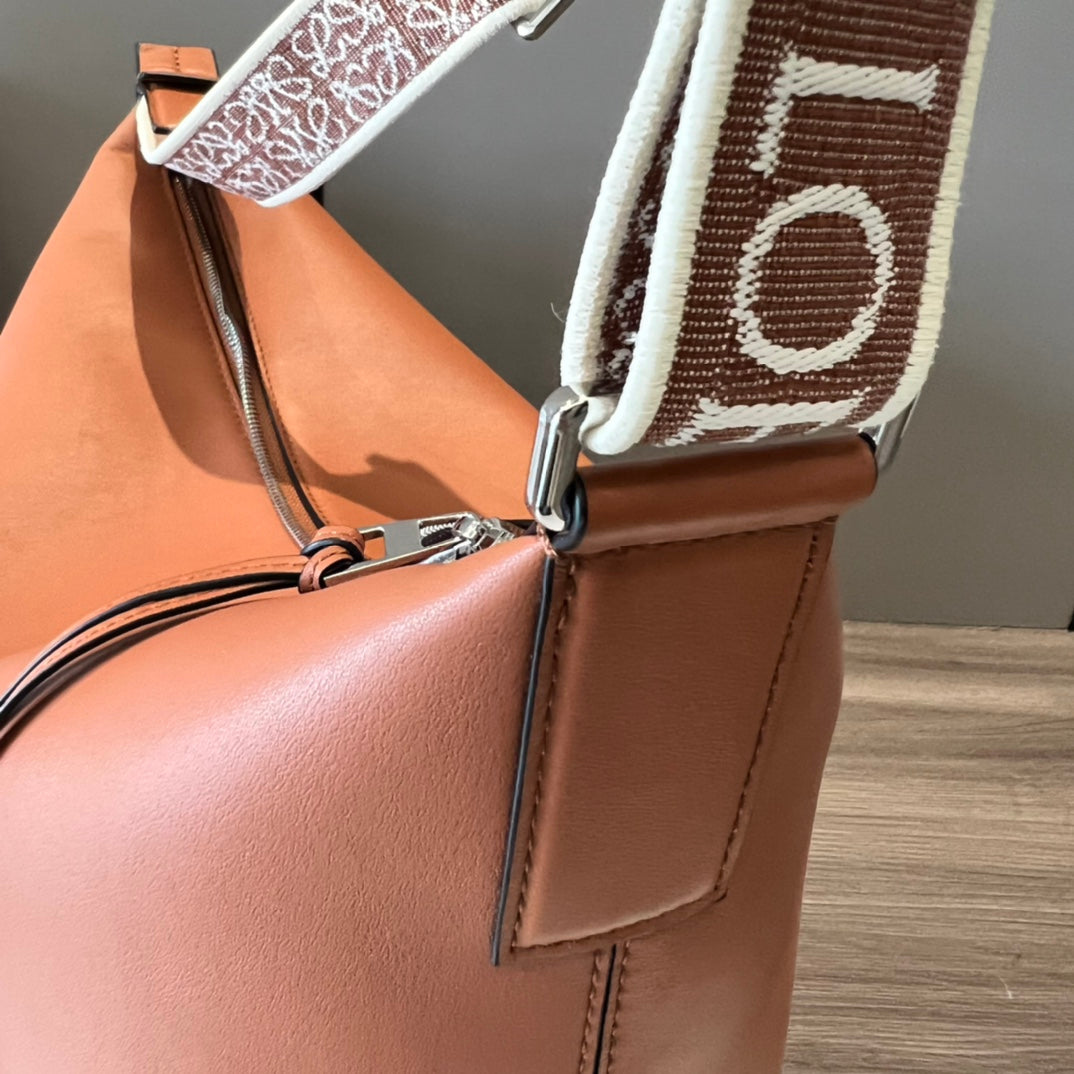 Loew Unisex Cubi Shoulder Crossbody Zipper Commuter Tote Bag Tan smooth calfskin mysite