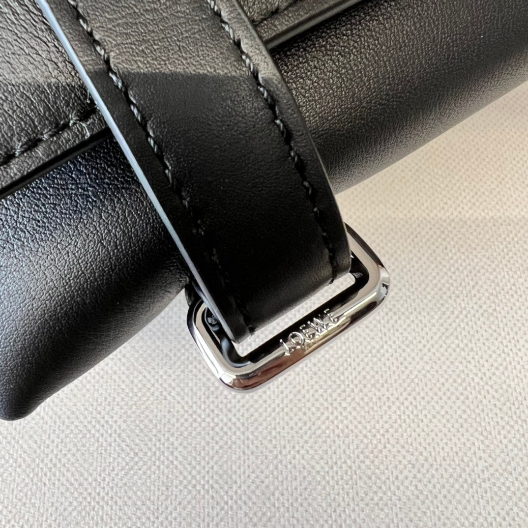 Loewe XS Military Messenger Bag 24.5 Black Cowhide mysite