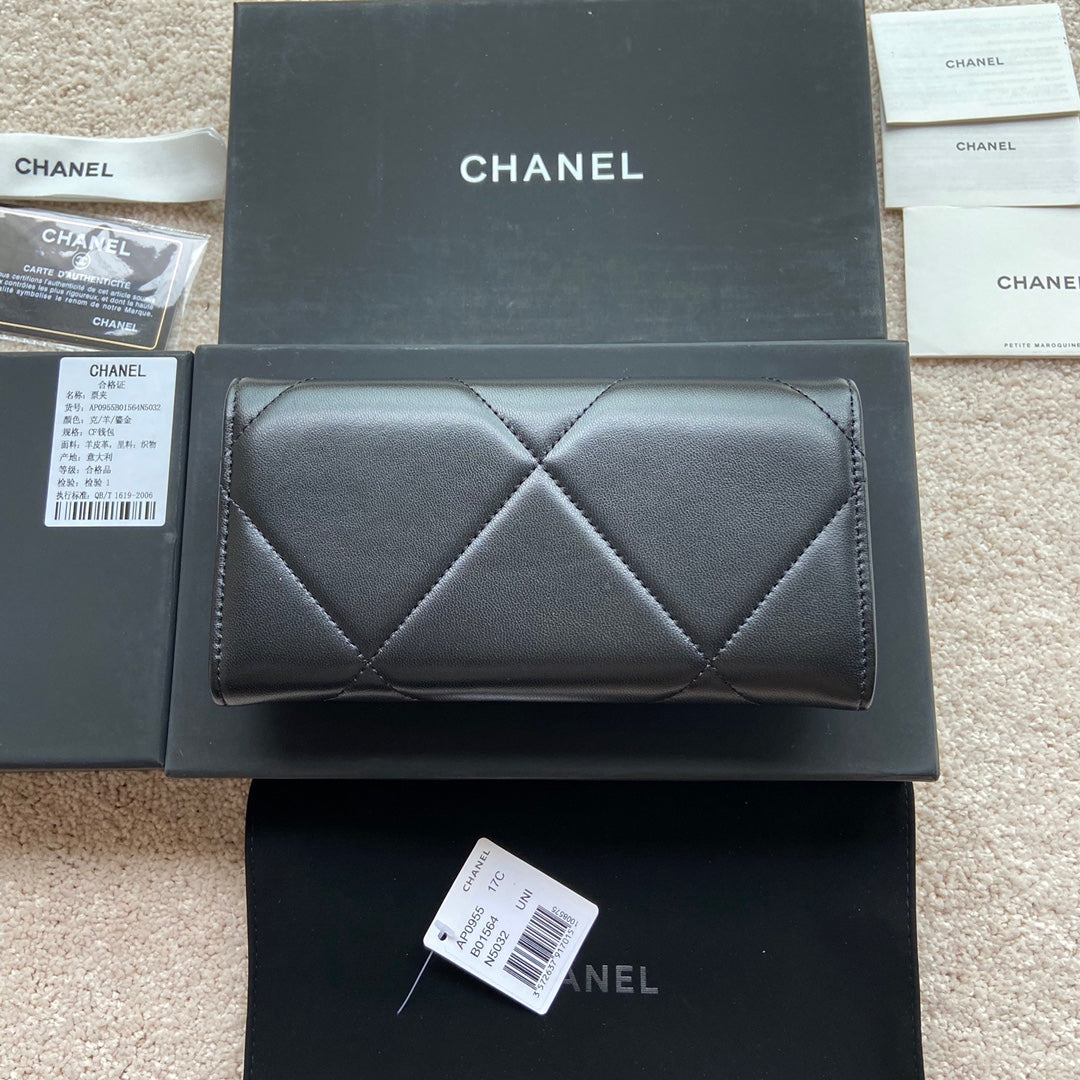 CC 19 Long Wallet 19cm Black Calfskin mysite