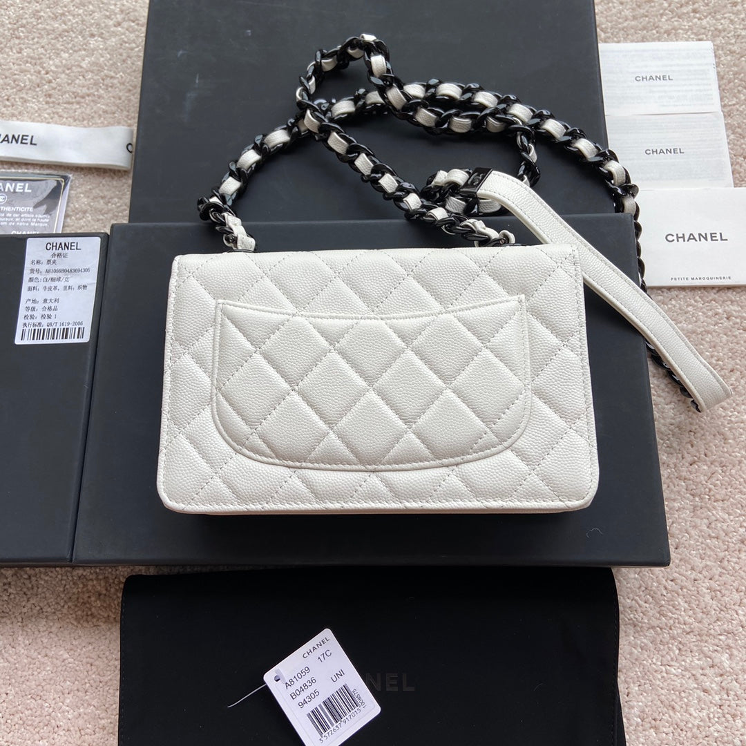 CC Classic Woc 20cm White Grained Calfskin Black Hardware mysite