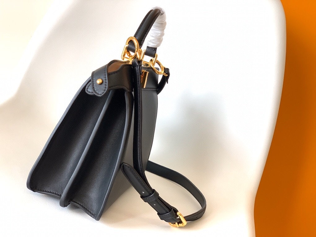 Peekaboo ISeeU Small 27cm Bag black lambskin gold hardware mysite