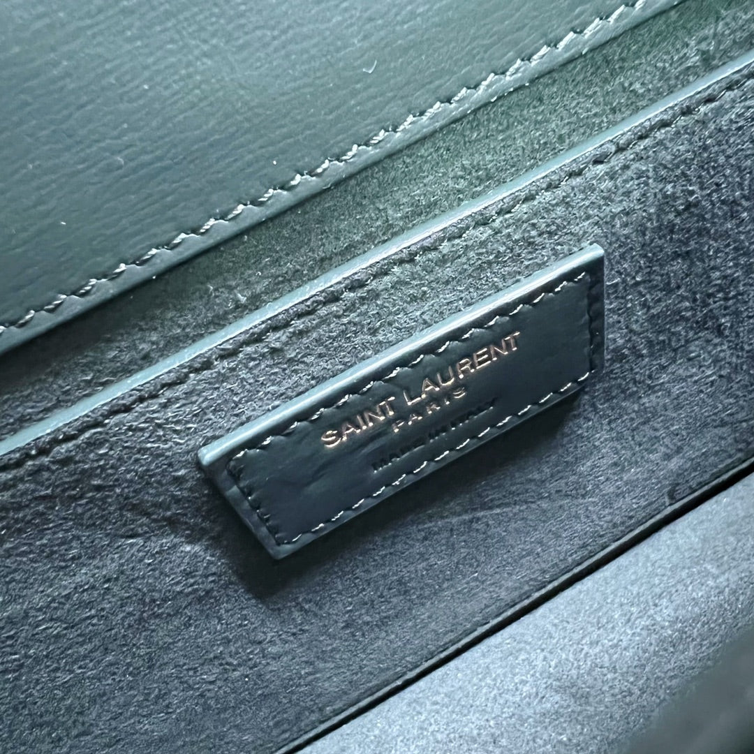 SUNSET MEDIUM 22 IN DARK GREEN CALFSKIN GOLD HARDWARE mysite