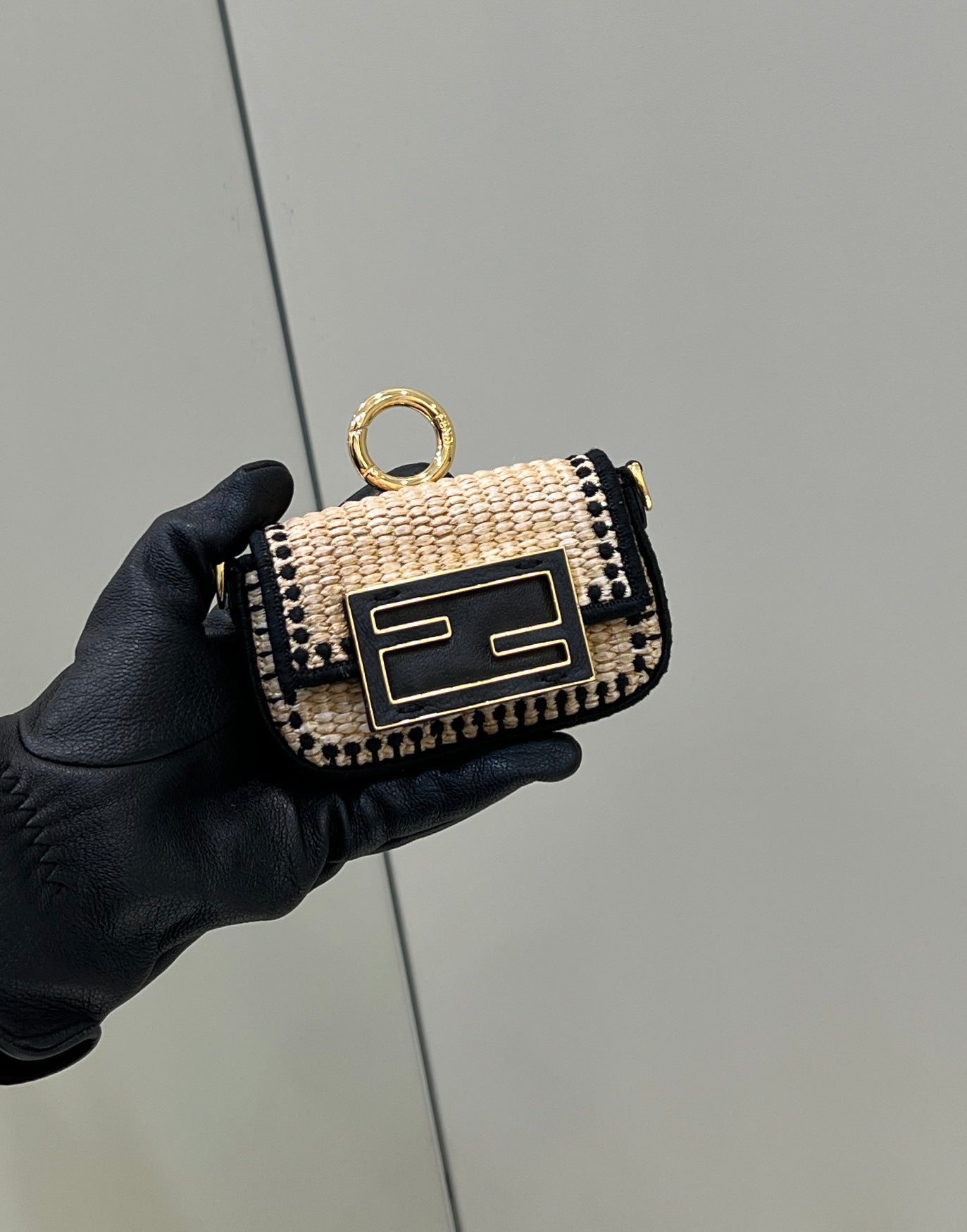 FENDI NANO BAGUETTE 11 BAG IN BEIGE MIX BLACK RAFFIA WITH STRAP GOLD HARDWARE mysite