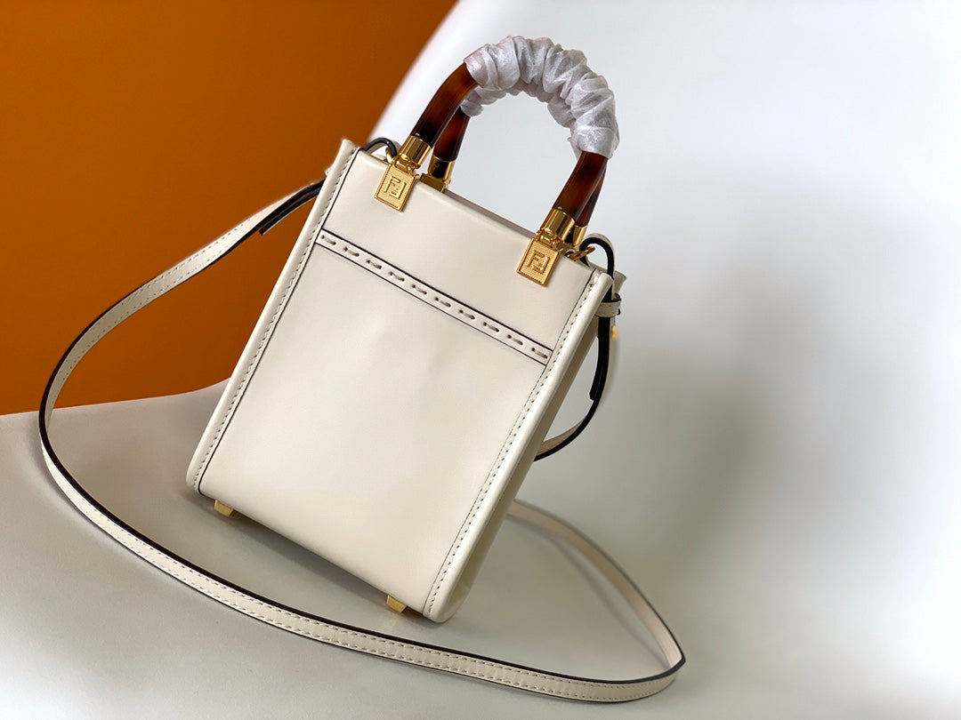 Fend Mini Sunshine Shopper Bag 18 White Leather mysite