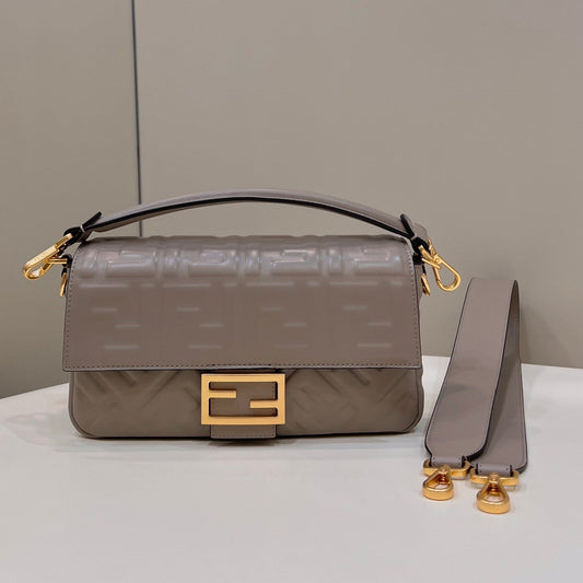 BAGUETTE WITH FF MOTIF 27 IN PINE CONE SOFT LAMBSKIN GOLD HARDWARE mysite
