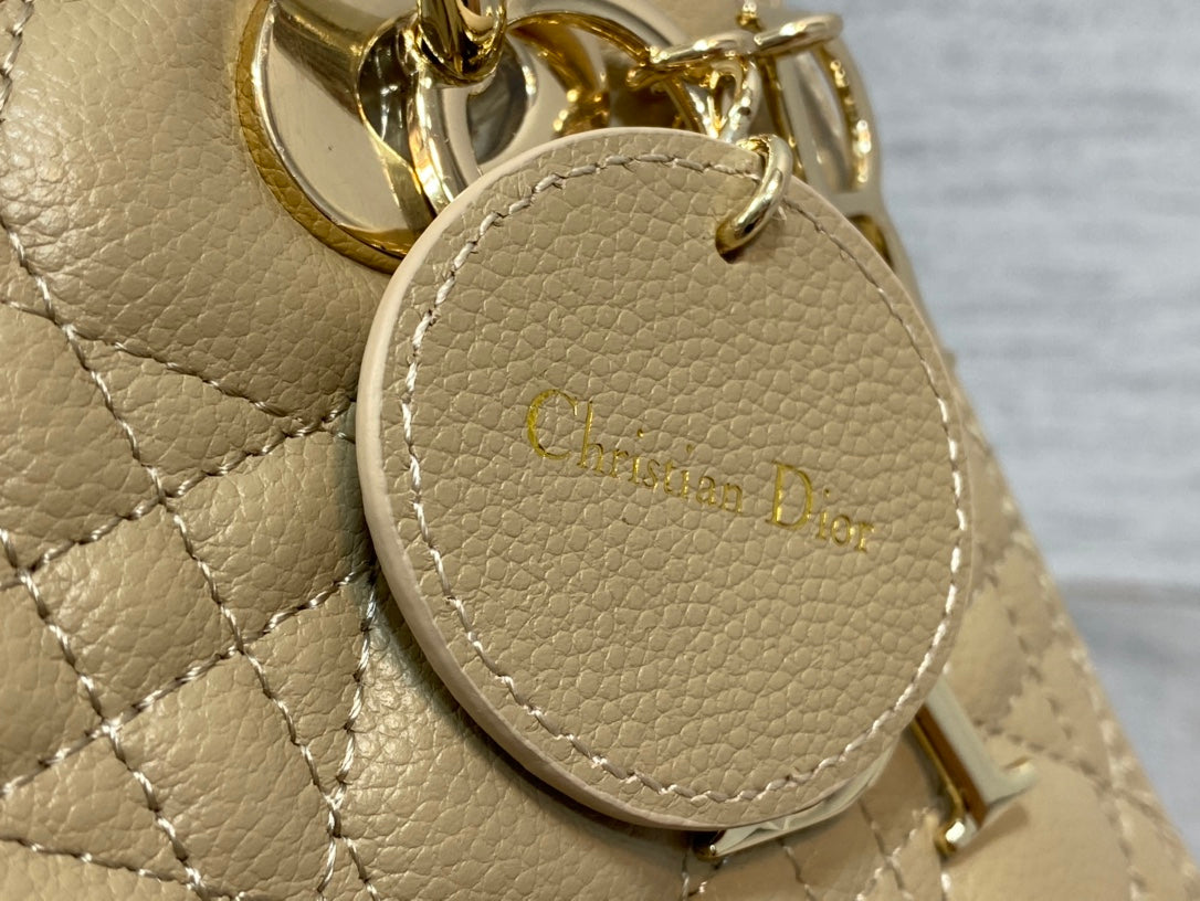 medium lady 24 ecru calfskin ghw mysite