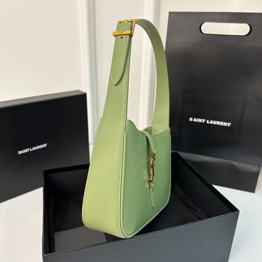 Le 5 a 7 24 Light Green Lambskin Ghw mysite