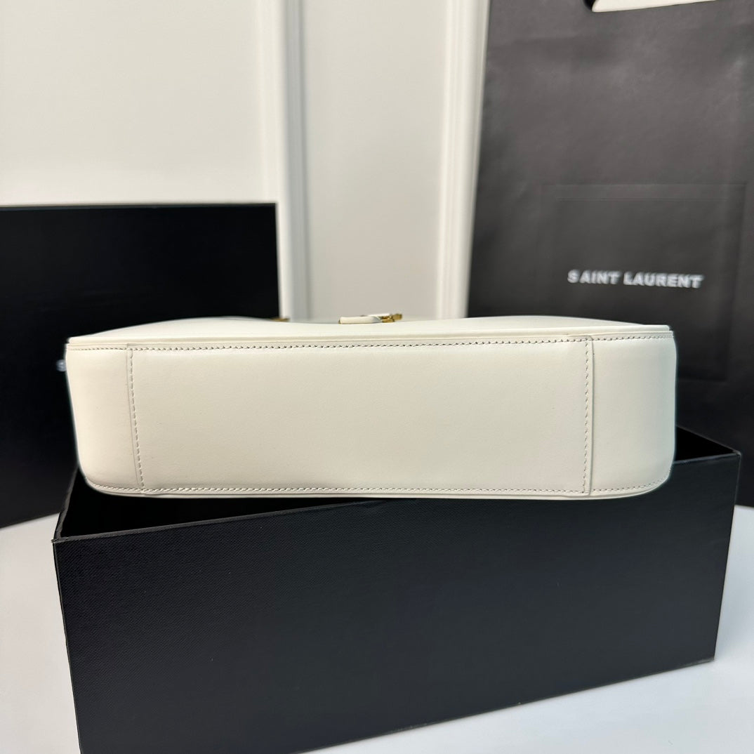 Le 5 a 7 24 White Lambskin Ghw mysite