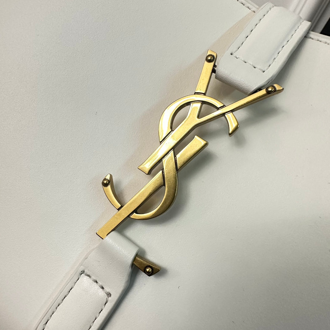 Le 5 a 7 24 White Lambskin Ghw mysite