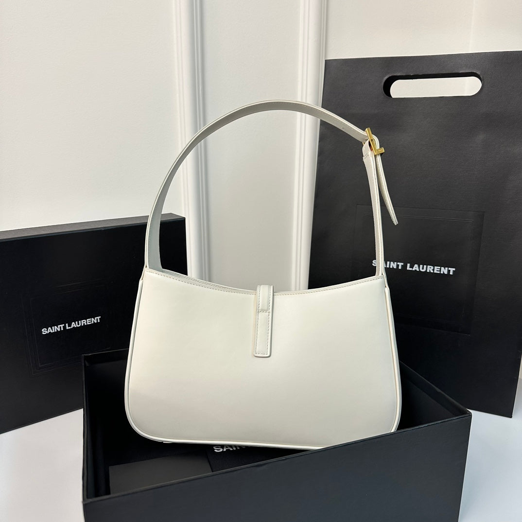 Le 5 a 7 24 White Lambskin Ghw mysite