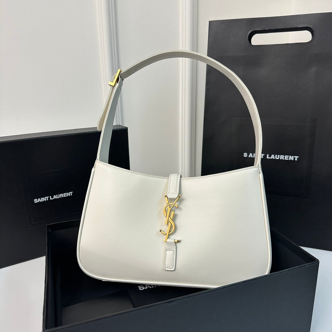 Le 5 a 7 24 White Lambskin Ghw mysite