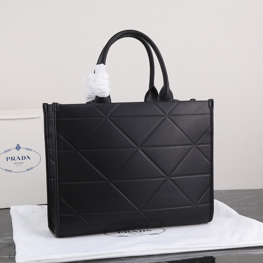 PRA LARGE 39 TOTE IN BLACK CALFSKIN GOLD HARDWARE mysite