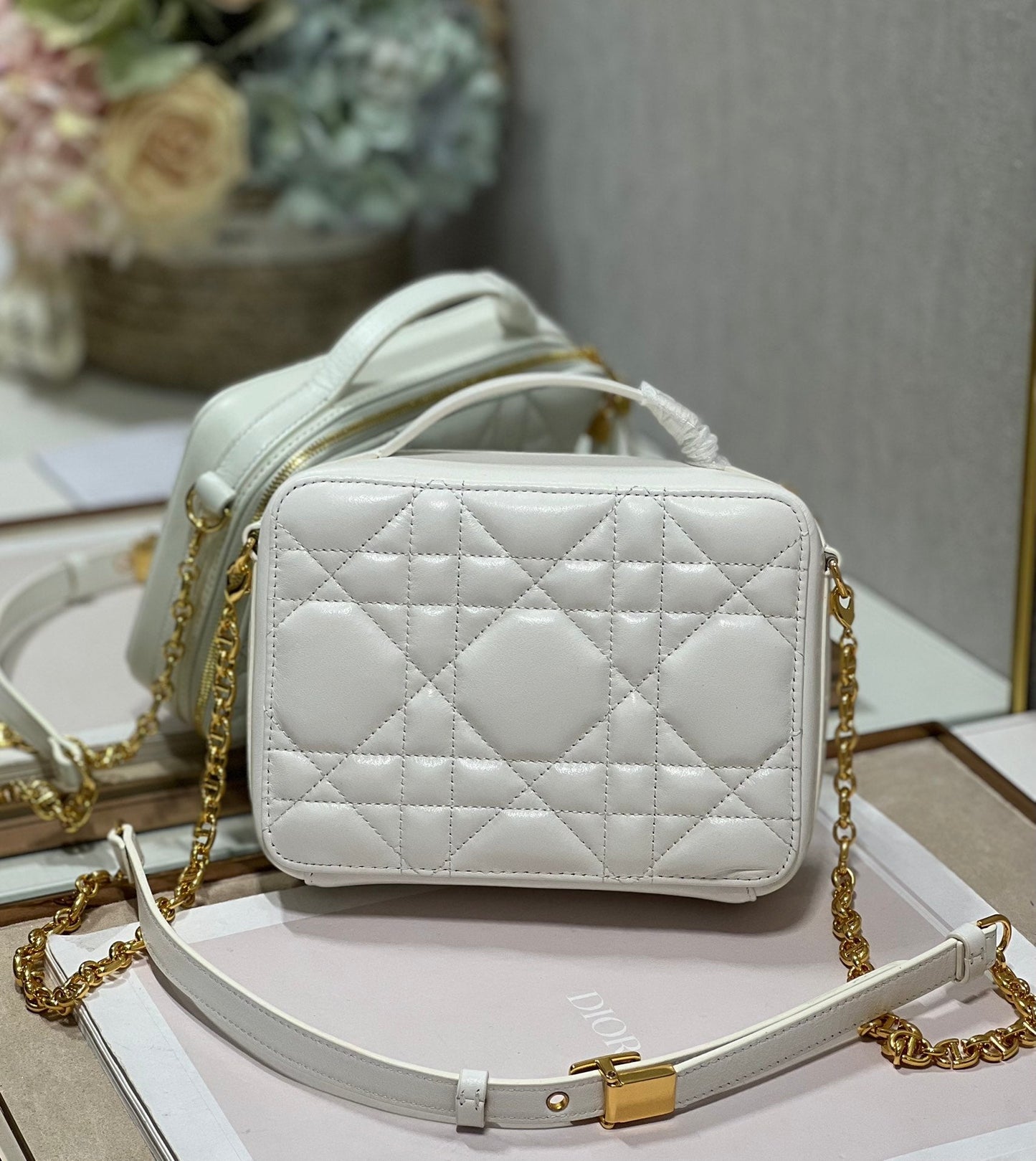 cd caro box 18 white calfskin mysite