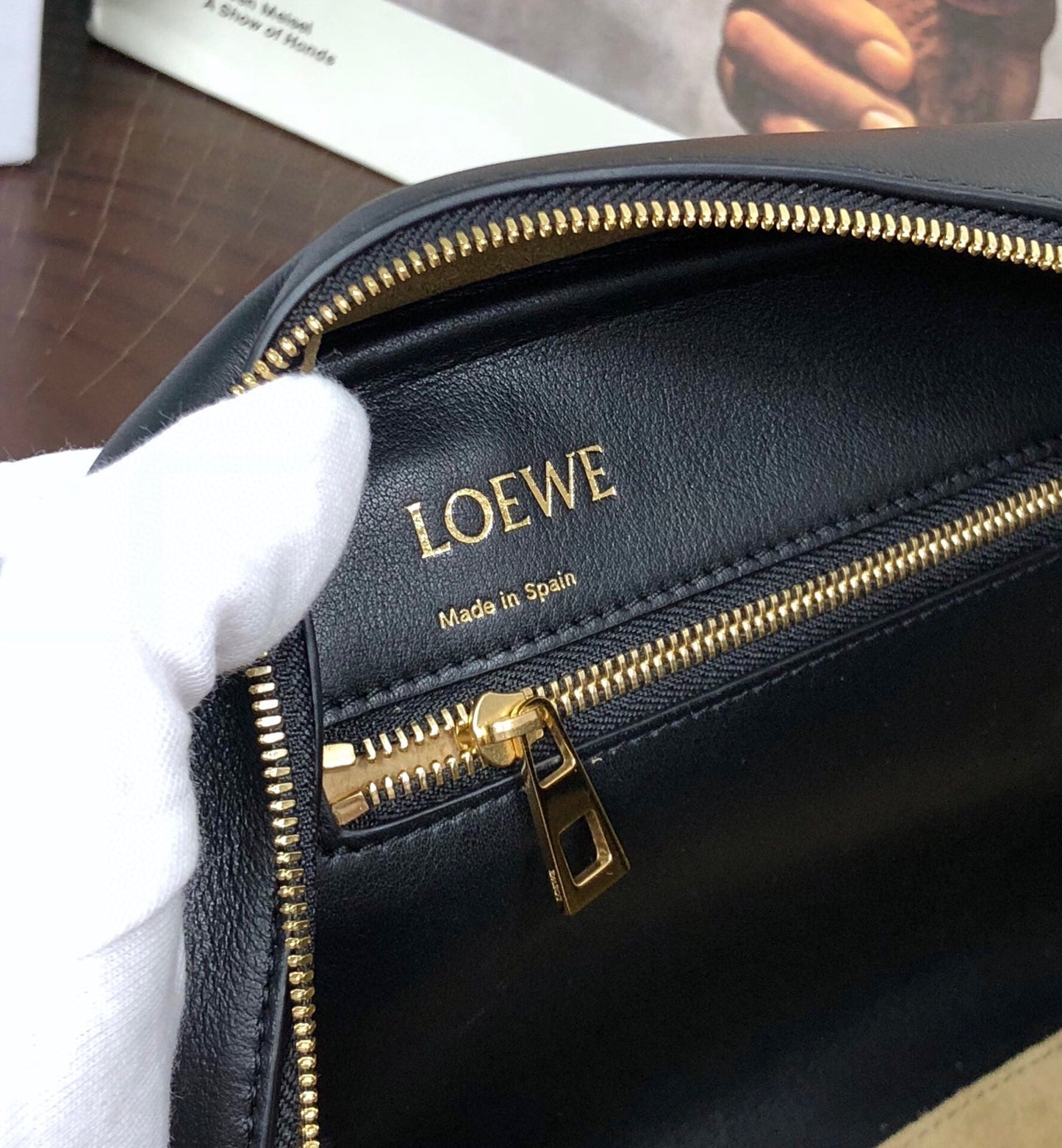 LOE AMAZONA 19 BAG IN BLACK NAPPA CALFSKIN mysite