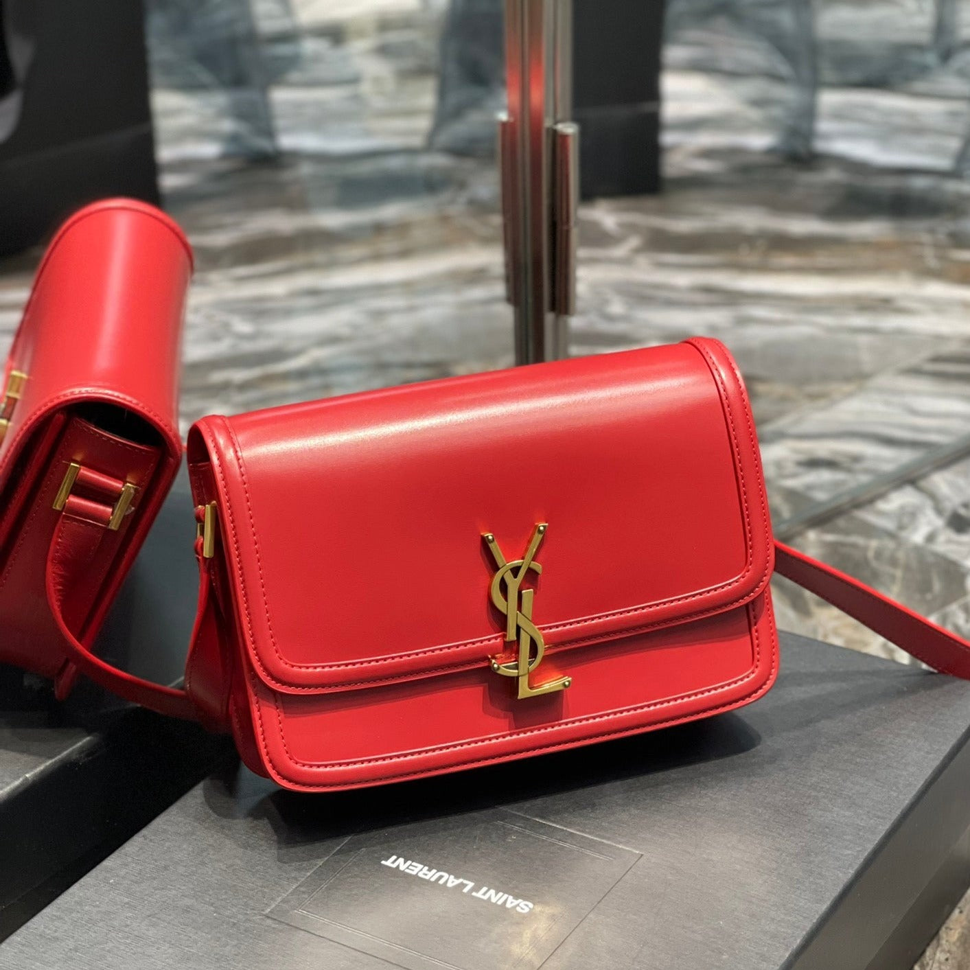 SOLFERINO MEDIUM 23 RED CALFSKIN GOLD HARDWARE mysite