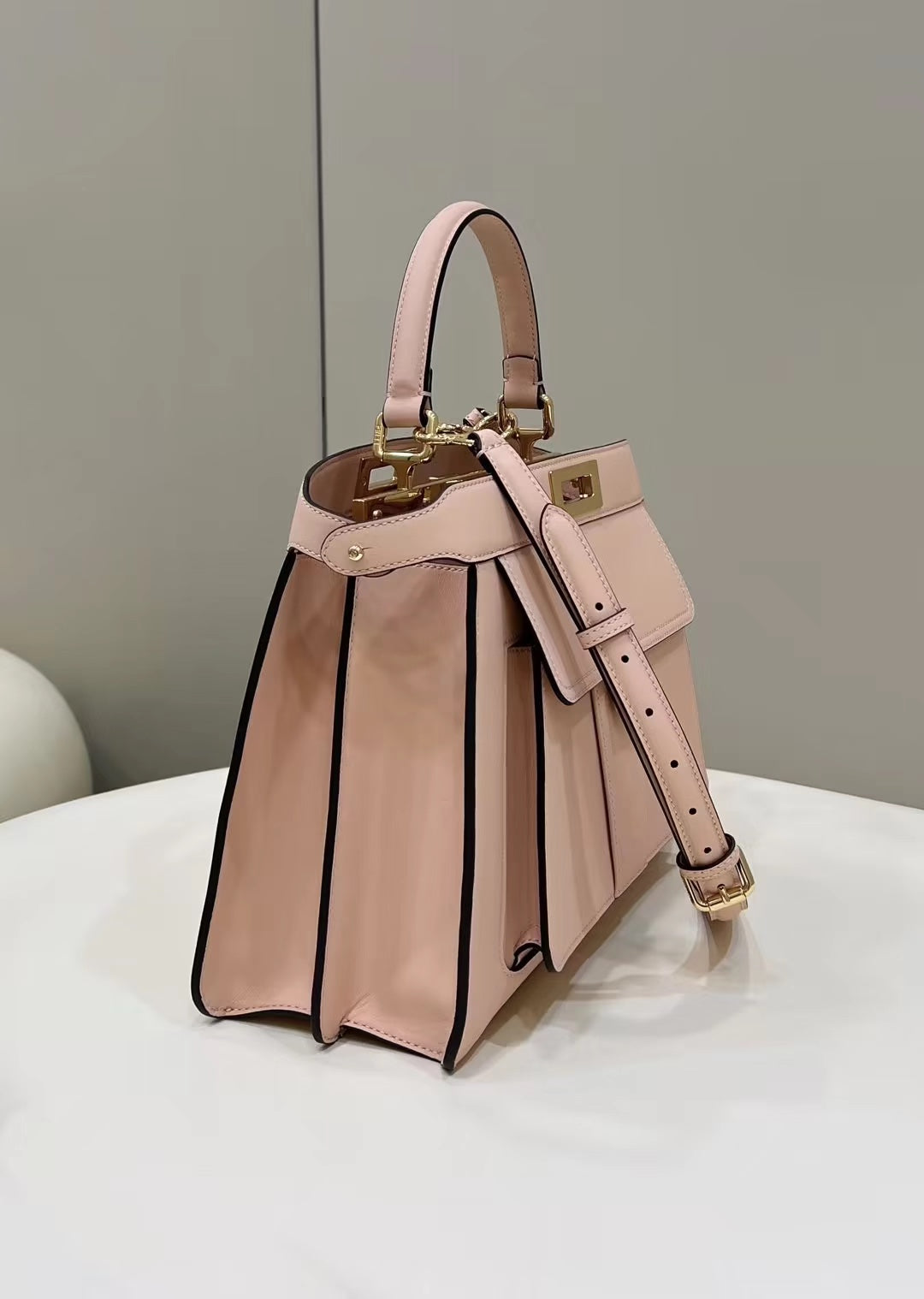 FENDI PEEKABOO 33 BAG IN LIGHT PINK CALFSKIN WITH STRAP GOLD HARDWARE mysite