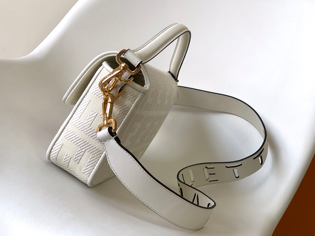 Fend Baguette White Canvas Bag 27 with FF Embroidery Ghw mysite