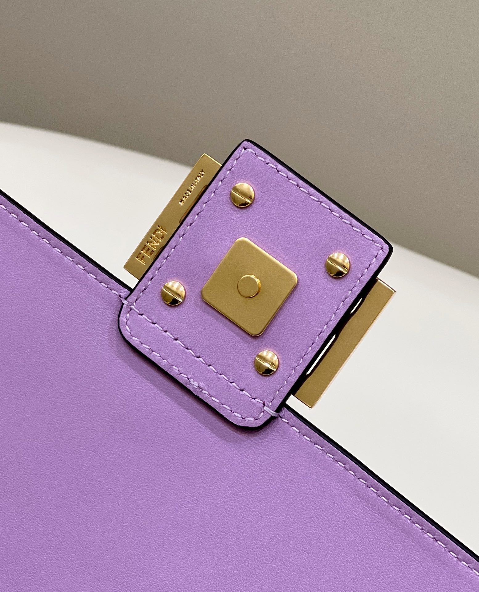 Baguette 27cm Violet Lambskin Gold Hardware mysite