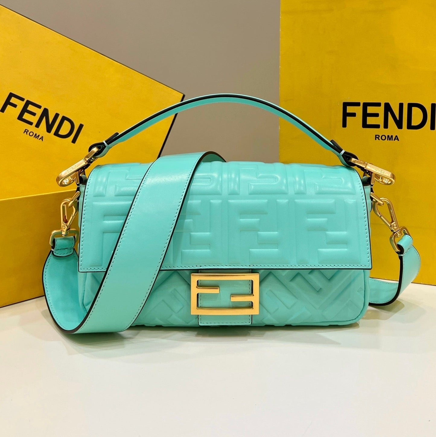 Baguette 27cm Tiffany Blue Lambskin Gold Hardware mysite