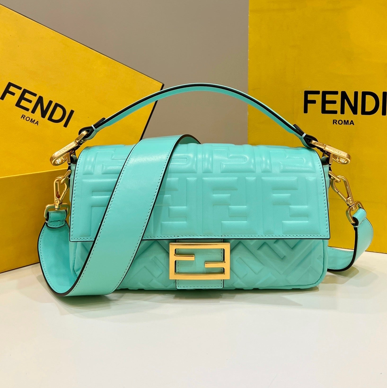 Baguette 27cm Tiffany Blue Lambskin Gold Hardware mysite