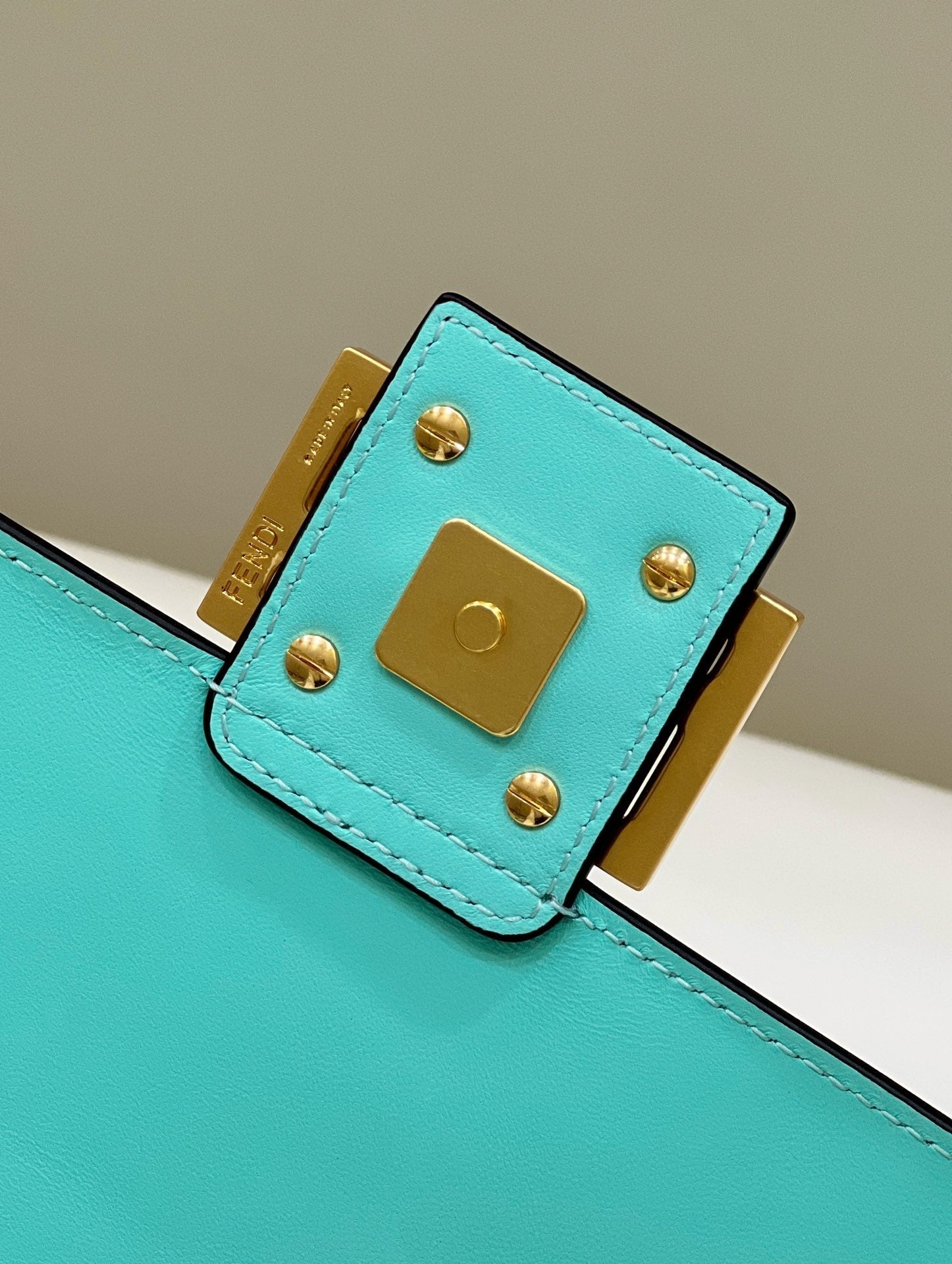 BAGUETTE WITH FF MOTIF 27 IN TURQUOISE SOFT LAMBSKIN GOLD HARDWARE mysite