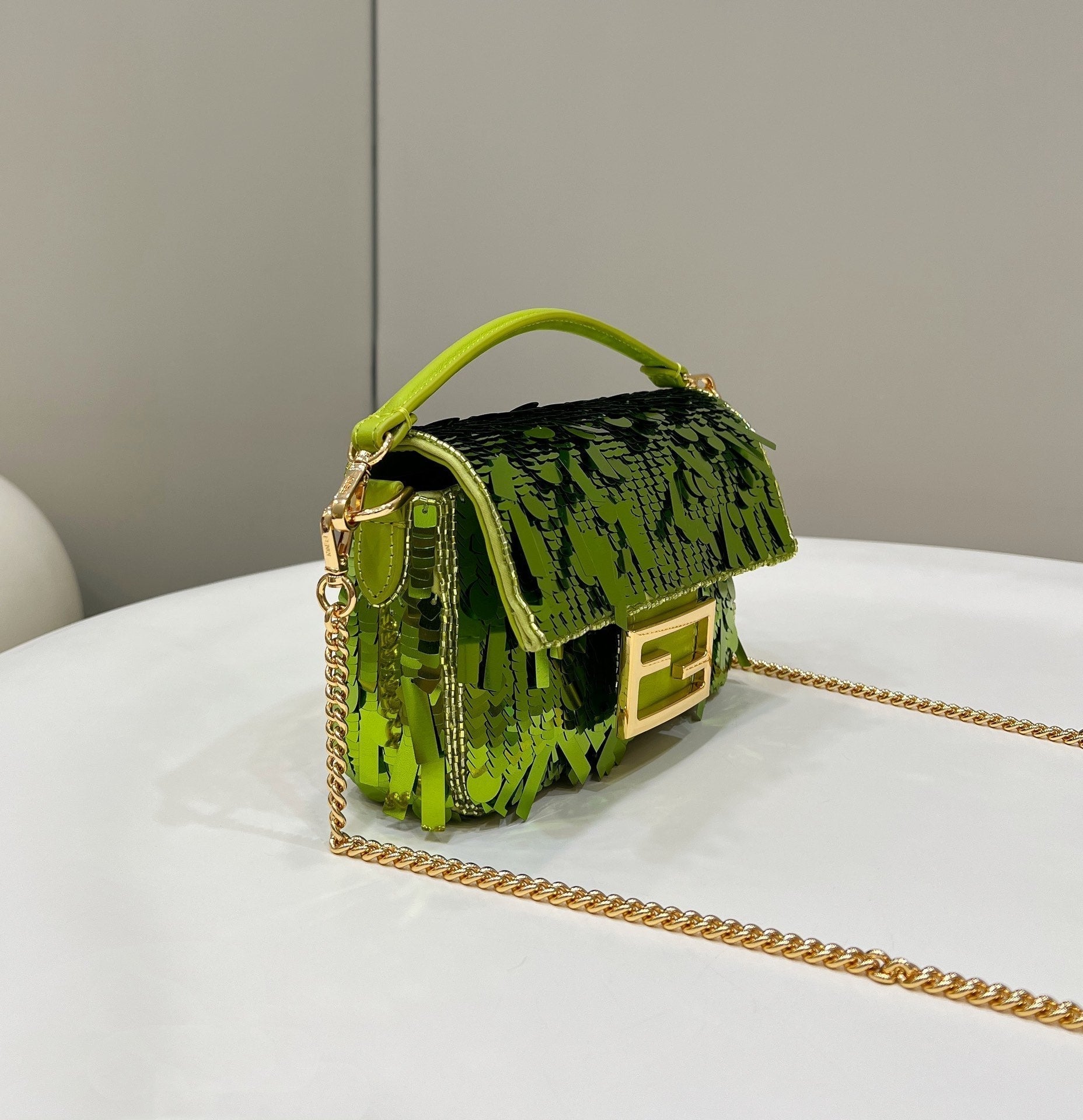 BAGUETTE MINI 19 IN LIMERICK GREEN SEQUINS GOLD HARDWARE mysite