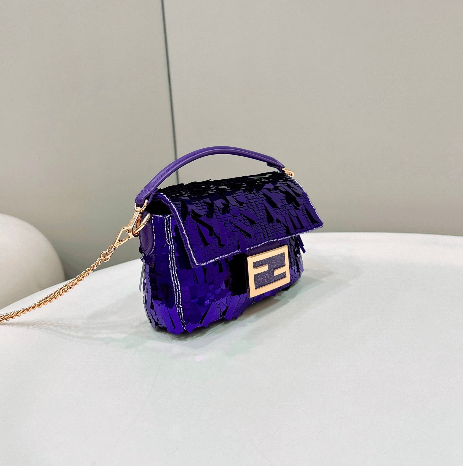 BAGUETTE MINI 19 IN GRAPE JELLY SEQUINS GOLD HARDWARE mysite