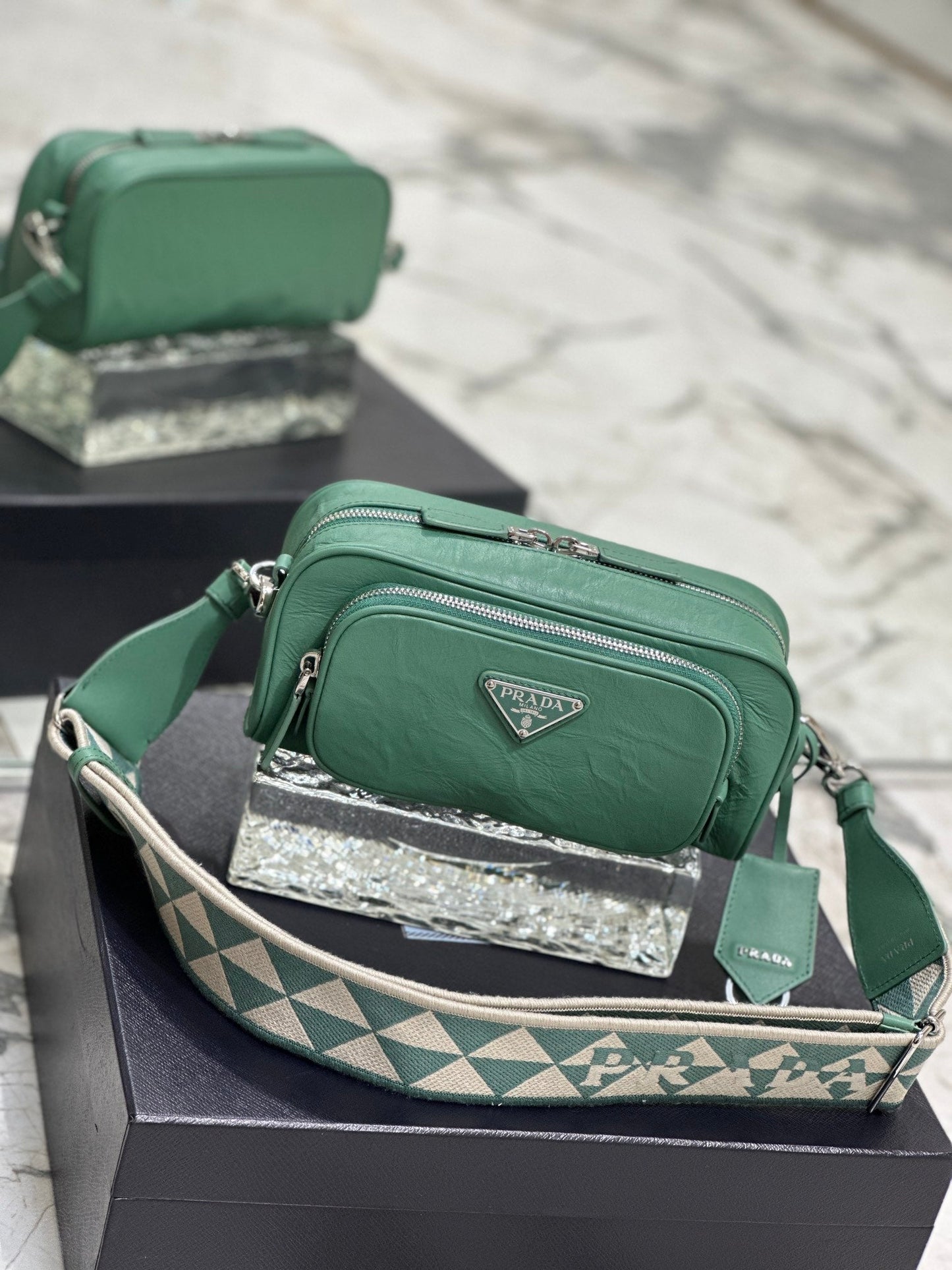 CAMERA BAG 23 IN CASTLETON GREEN WRINKLED LAMBSKIN mysite