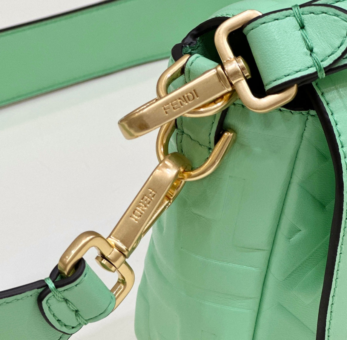 Baguette 27cm Green Lambskin Gold Hardware mysite