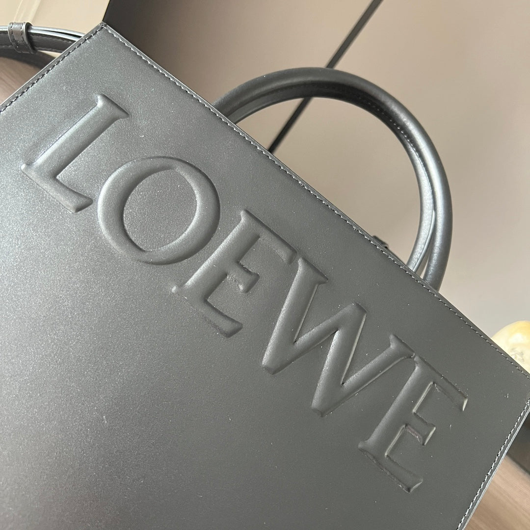 STANDARD A4 TOTE BAG IN BLACK CALFSKIN mysite