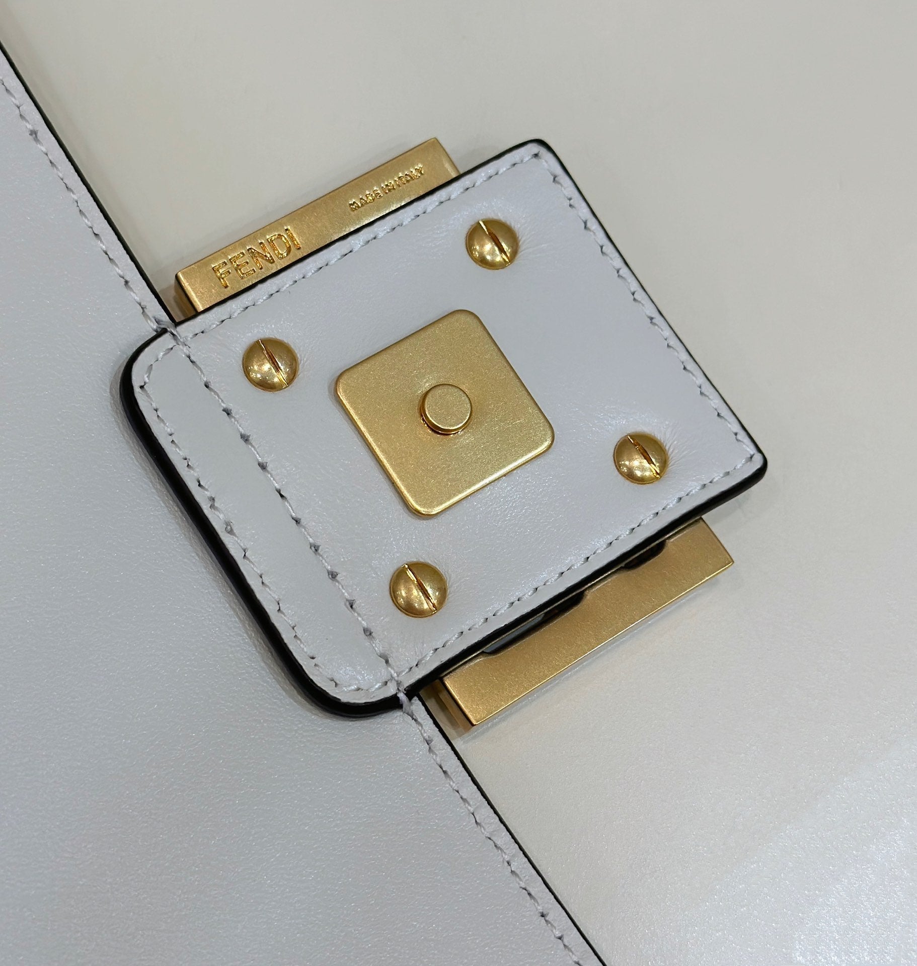 Baguette 27cm Grey Lambskin Gold Hardware mysite