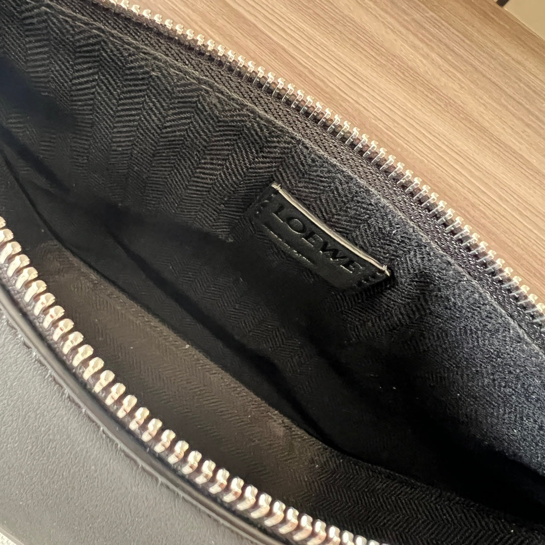 LOE LUNA HOBO 28 BAG IN BLACK CALFSKIN mysite