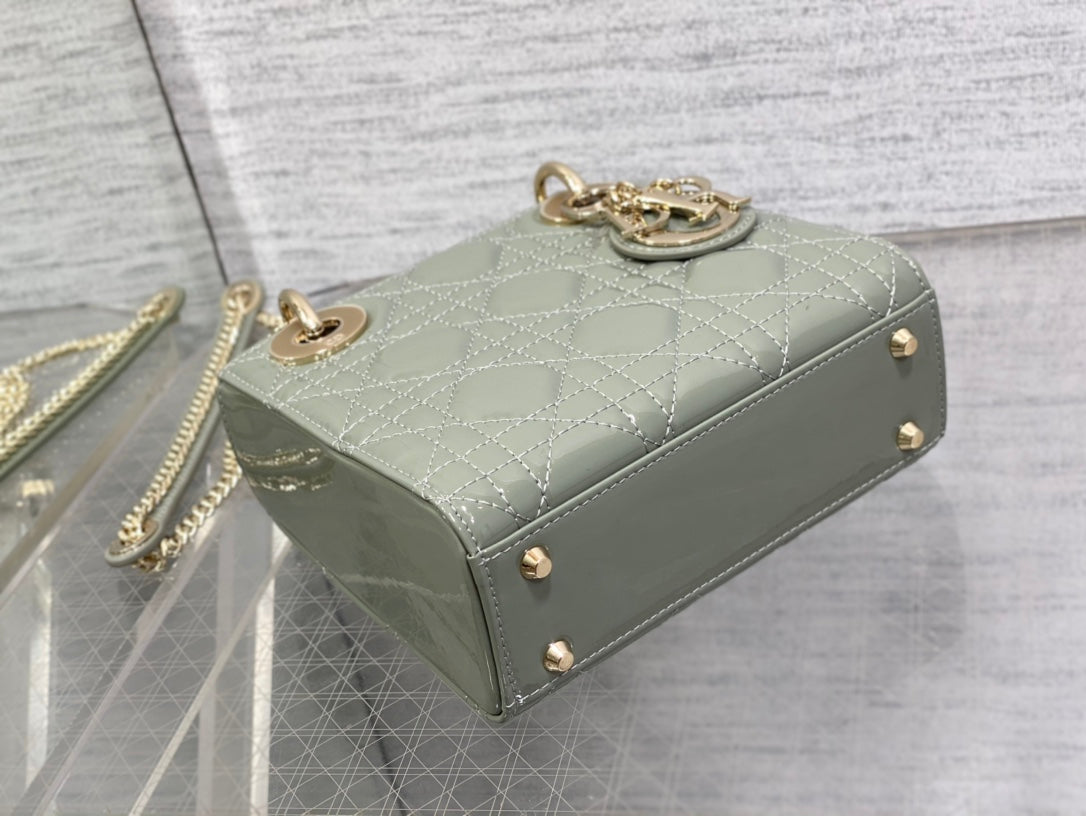 mini lady 17 rock gray patent calfskin mysite