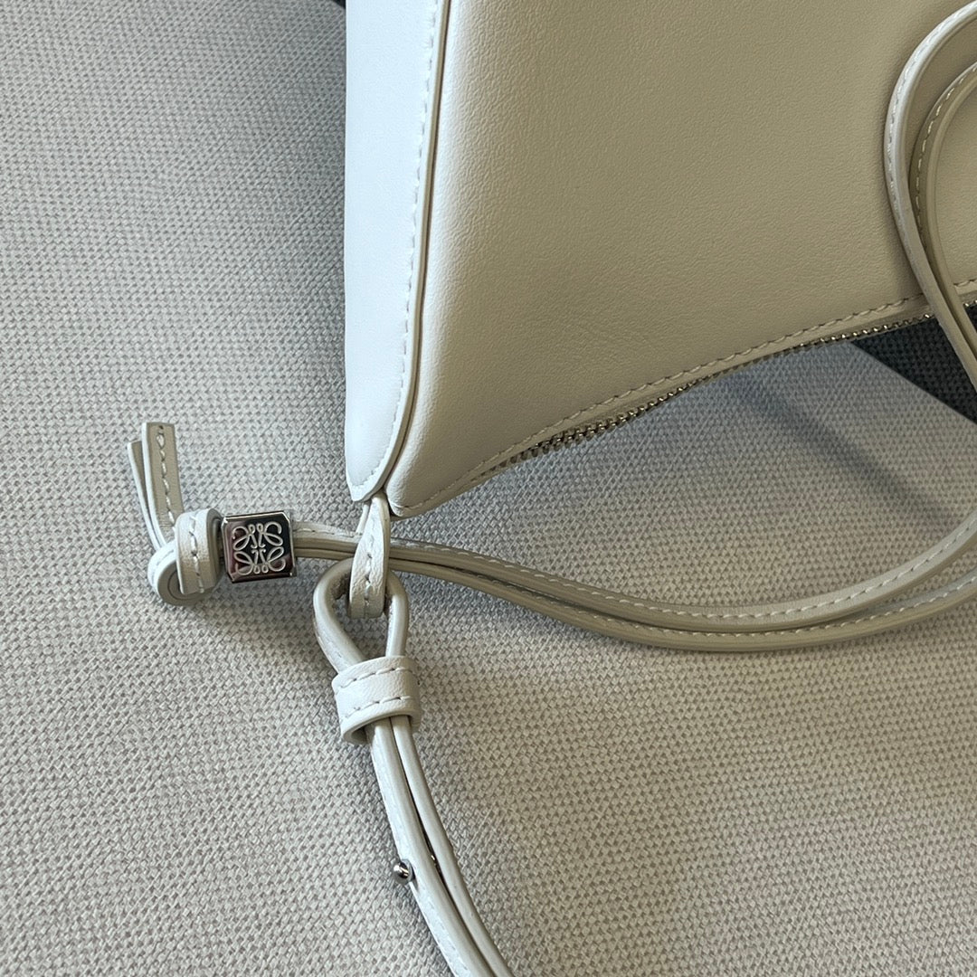 LOE LUNA HOBO 28 BAG IN WHITE CALFSKIN mysite