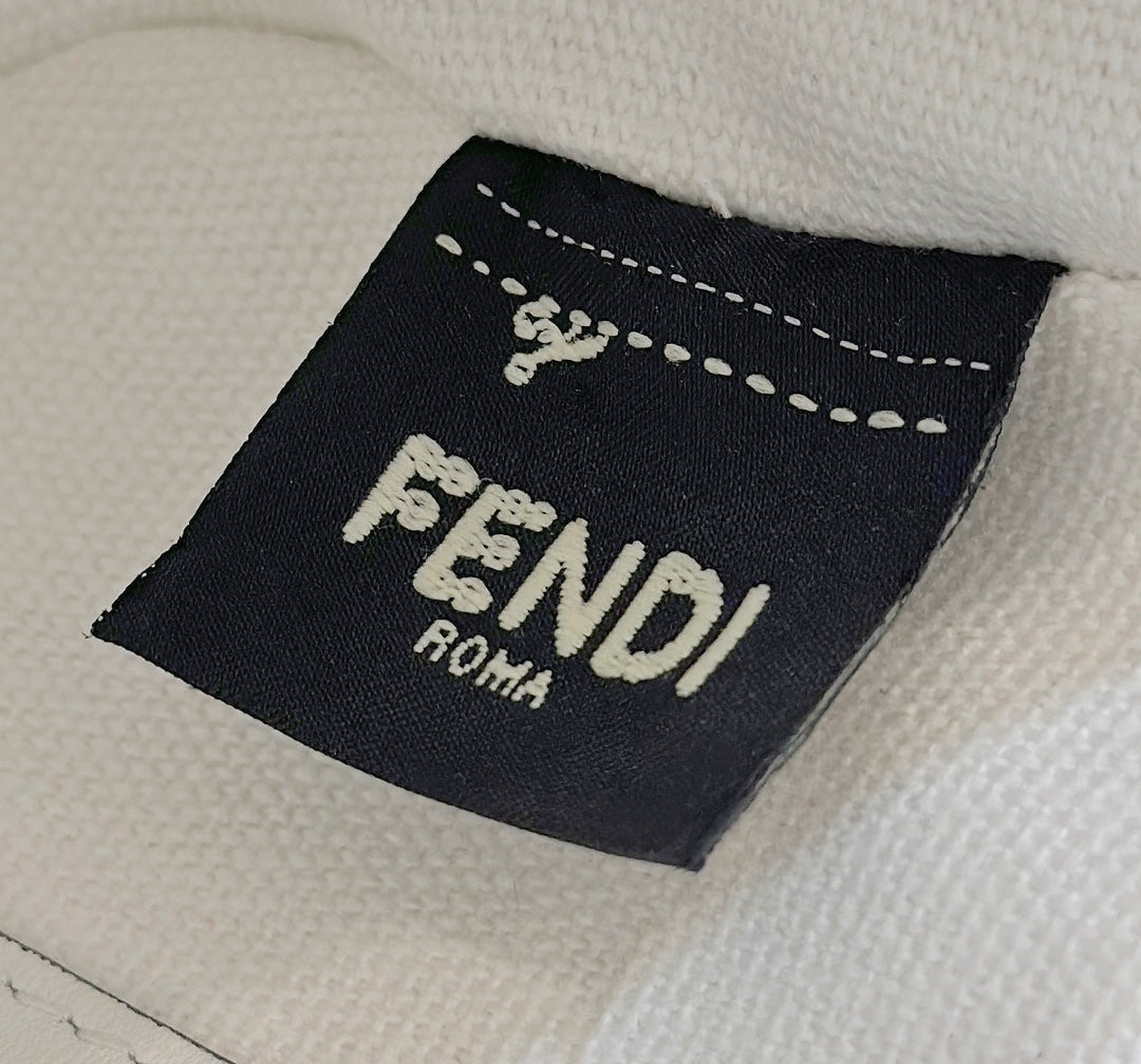 FENDI 19 BAGUETTE BAG IN BLACK MIX WHITE CANVAS WITH GOLD HARDWARE mysite