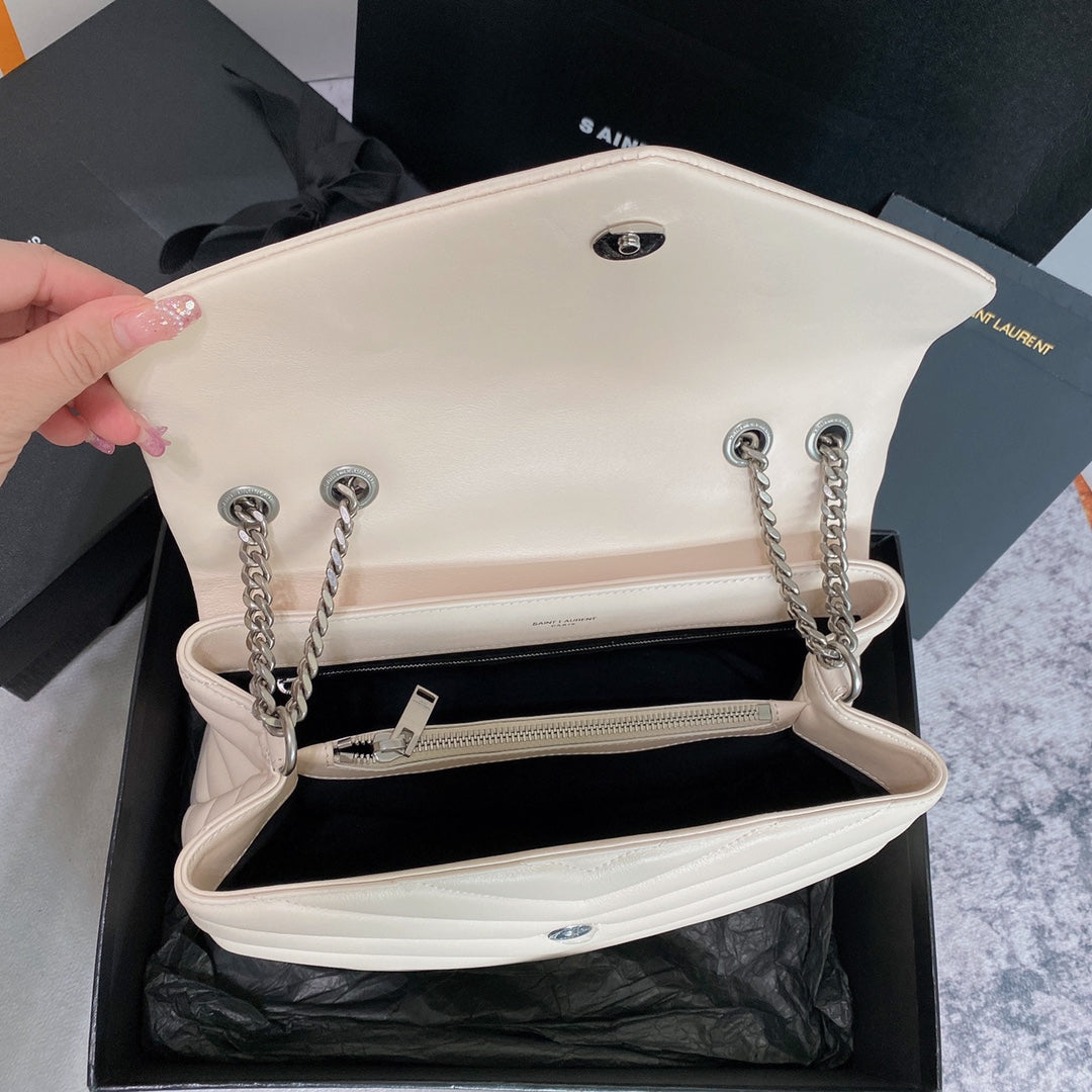 LOULOU MEDIUM 32 WHITE QUILTED LEATHER SILVER HARDWARE mysite