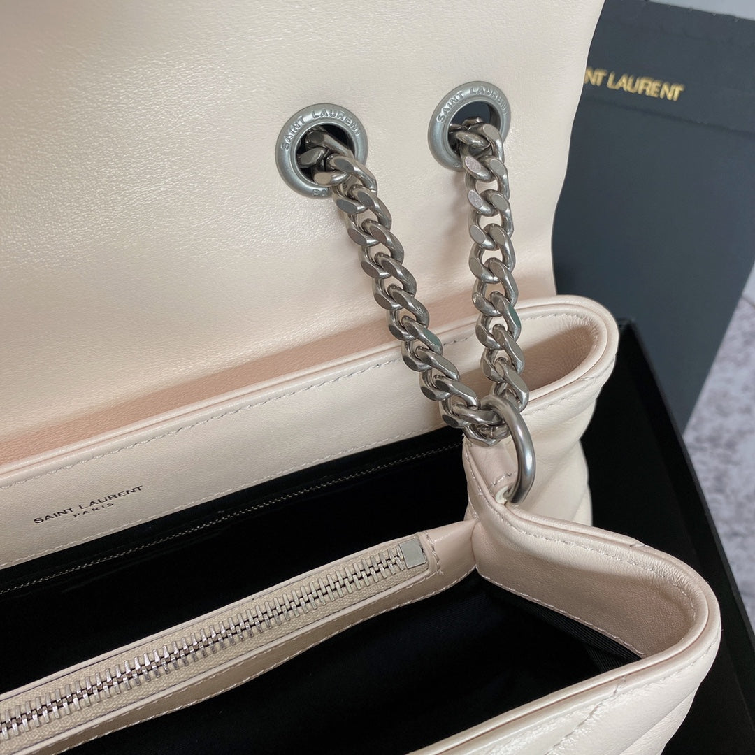 LOULOU MEDIUM 32 WHITE QUILTED LEATHER SILVER HARDWARE mysite