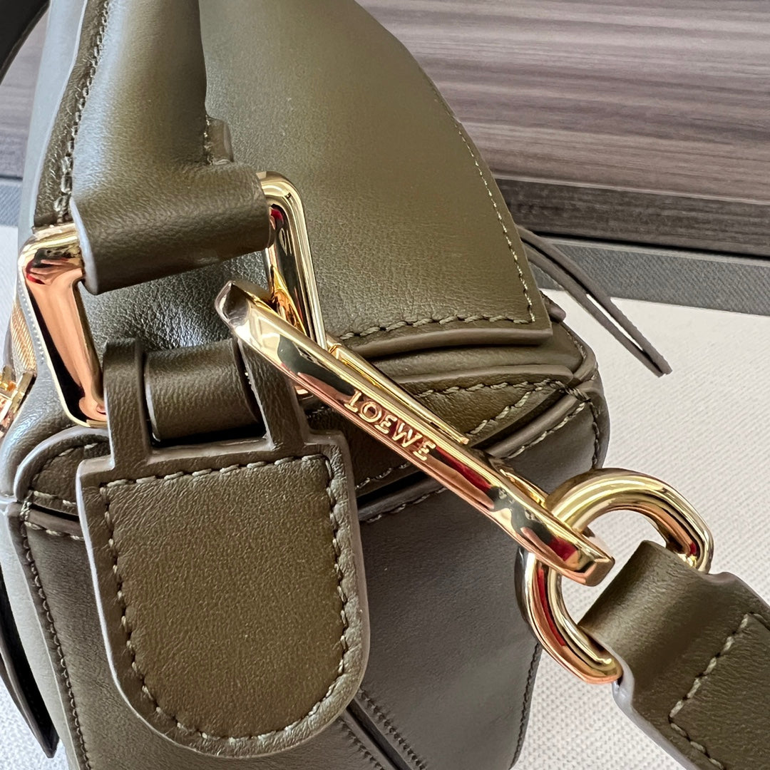 Small Puzzle 24cm bag in soft grained olive calfskin mysite