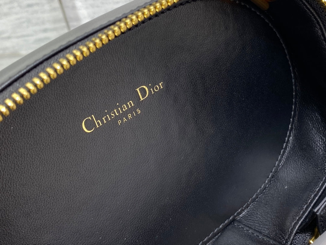 CD Oval camera bag 18 black cowhide leather mysite