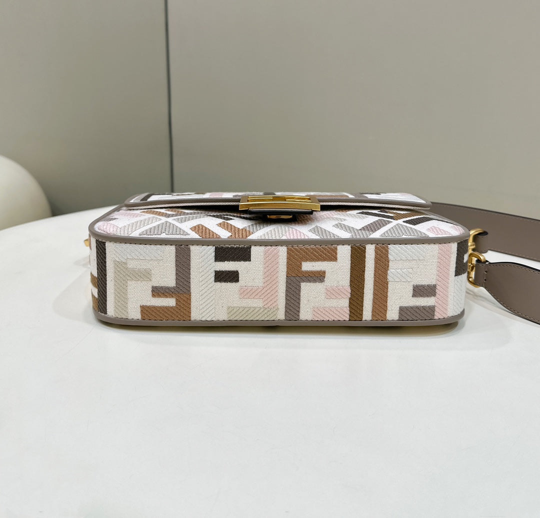BAGUETTE CANVAS 27 BAG GREY STRAP WITH MULTICOLOUR EMBROIDERY GOLD HARDWARE mysite